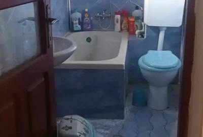 Casă cu 4 camere cu Teren 700 Mp în Tăbărăști - 4