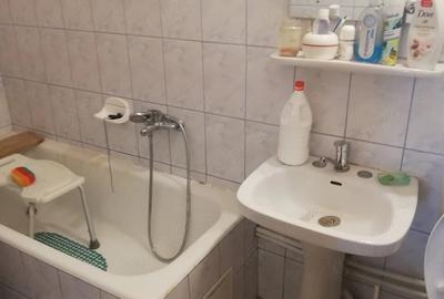 Apartament cu 2 camere decomandat în Ultracentral