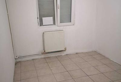 Garsonieră decomandată în Fortuna