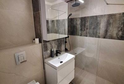 Apartament cu 3 camere în Calea Dumbrăvii