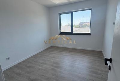 Casă cu 4 camere cu Teren 330 Mp în Berceni