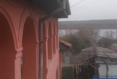 Casă cu 3 camere în Ostrov - 2