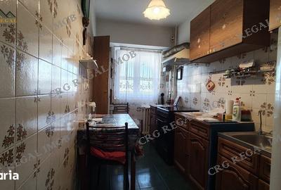 Apartament cu 4 camere decomandat în Colentina - 3