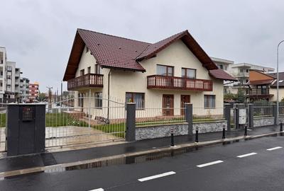Duplex cu 5 camere cu Canalizare în Ghimbav - 2