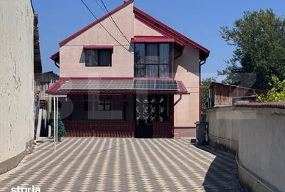 Casă cu 3 camere cu Teren 678 Mp în Răzvad