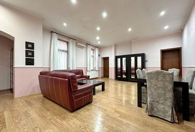 Apartament cu 4 camere semidecomandat, mobilat în Centrul Istoric - 1