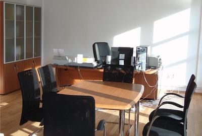 Spațiu comercial, de 1,514 mp, în Central - 1