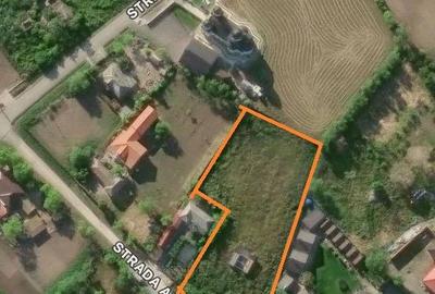Teren de 3500 mp, în Vadu