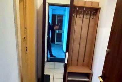 Apartament cu 2 camere decomandat, mobilat în Giulești