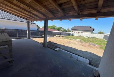 Casă cu Teren 750 Mp în Șendreni - 2