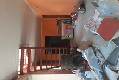 Casă individuală cu 9 camere cu Canalizare în Central - 3