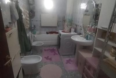 Casă cu 6 camere cu Teren 350 Mp în Miroslava - 3