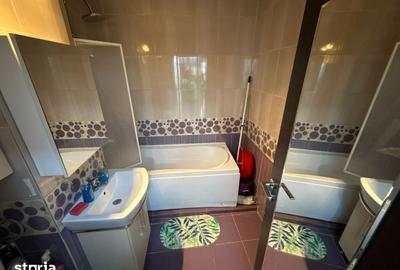Apartament cu 3 camere decomandat în Decebal - 12
