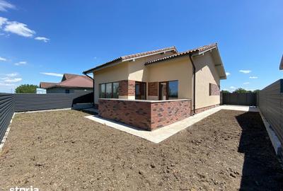 Casă cu 4 camere cu Teren 340 Mp în Cernica