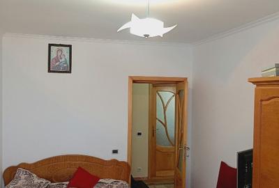 Apartament cu 2 camere decomandat în Central - 3