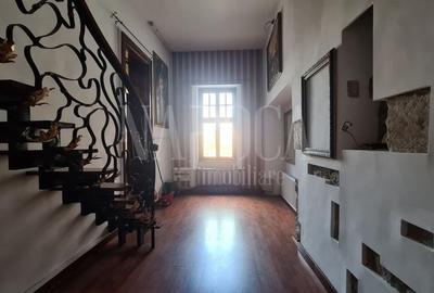 Apartament cu 4 camere semidecomandat în Central - 2