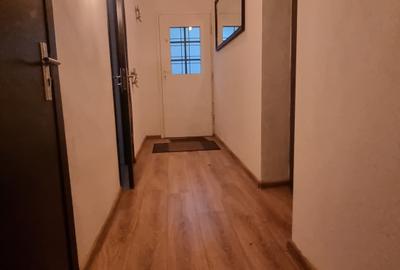 Casă cu 11 camere cu Teren 270 Mp în Dorobanți - 9