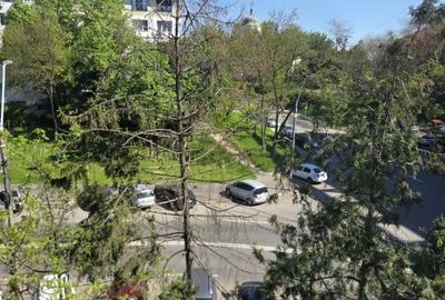 Apartament cu 3 camere semidecomandat în Faleză - 8