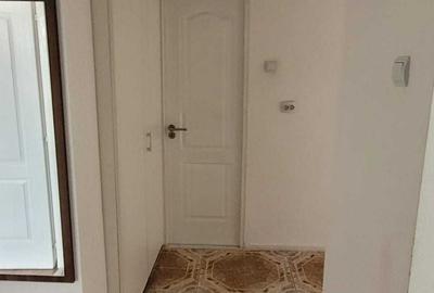 Apartament cu 3 camere decomandat în Central - 2