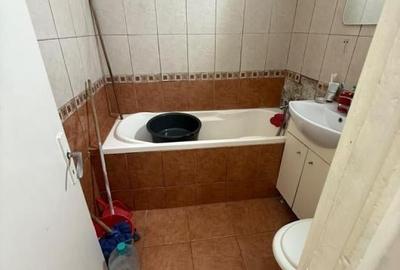 Garsonieră în CET - 7