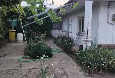 Casă cu 3 camere în Central