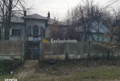 Casă cu 5 camere cu Teren 2002 Mp în Goiești