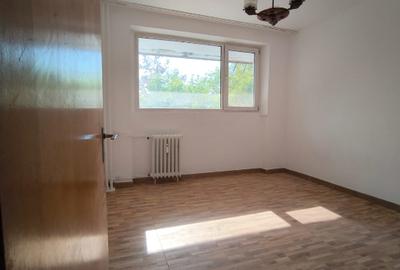 Apartament cu 3 camere decomandat în Drumul Taberei - 6