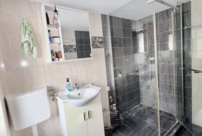 Spațiu comercial, de 144 mp, în Central - 12