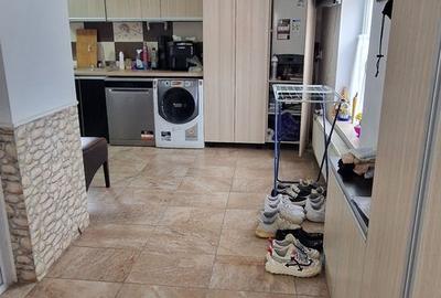 Casă individuală cu 6 camere cu Canalizare în Central - 12