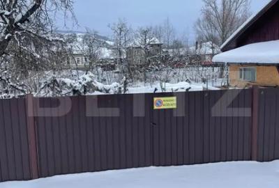 Casă cu 3 camere cu Teren 1700 Mp în Central - 1