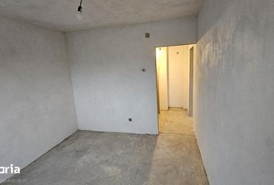 Apartament cu 2 camere semidecomandat în Sud - 3