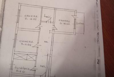 Apartament cu 3 camere decomandat în Obor