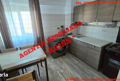 Apartament cu 4 camere decomandat în Central - 3