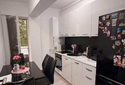 Apartament cu 3 camere decomandat în Mihai Bravu