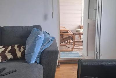 Apartament cu 3 camere decomandat în Frații Golești - 4