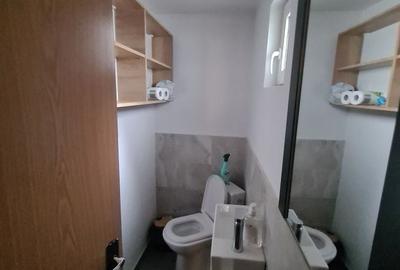 Spațiu comercial, de 50 mp, în Central - 2
