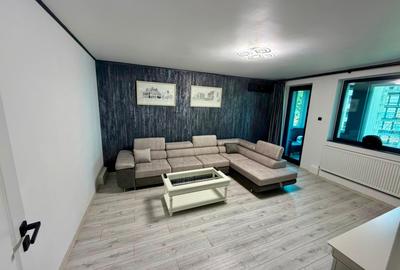Apartament cu 3 camere decomandat în Peninsula