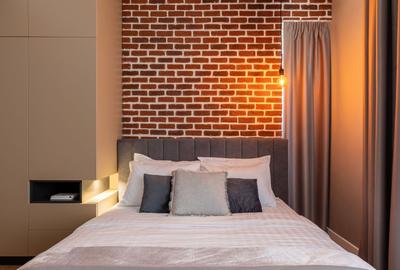 Apartament cu 2 camere, mobilat în P-ța Universității
