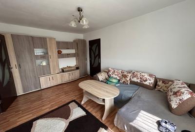 Apartament cu 3 camere semidecomandat, mobilat în Central - 4