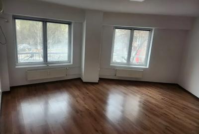 Apartament cu 2 camere în Calea Călărașilor