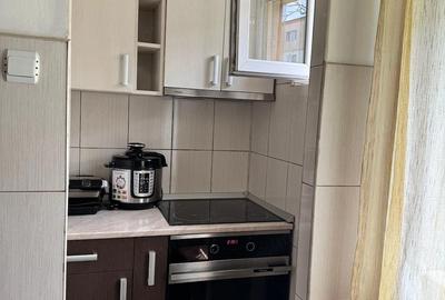 Apartament cu 3 camere semidecomandat în Central - 7