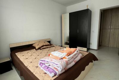 Apartament cu 2 camere semidecomandat în Crâng