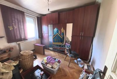 Apartament cu 4 camere decomandat în Dâmbu Pietros - 4