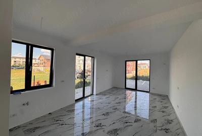 Spațiu comercial, de 4,702 mp, în Central - 3
