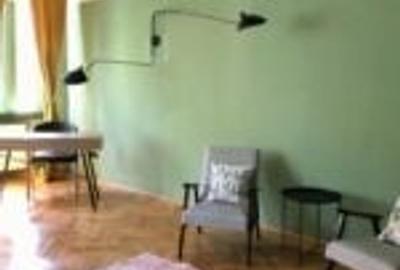 Apartament cu 3 camere decomandat, mobilat în Ultracentral