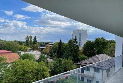 Apartament cu 4 camere decomandat, mobilat în Băneasa - 2