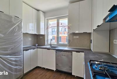 Casă cu 4 camere cu Teren 187 Mp în Tunari - 3