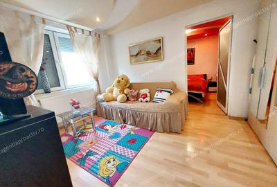 Apartament cu 3 camere semidecomandat în Micro 19 - 2
