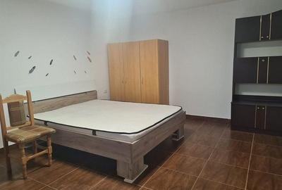 Garsonieră nedecomandată, mobilată în Gării - 2