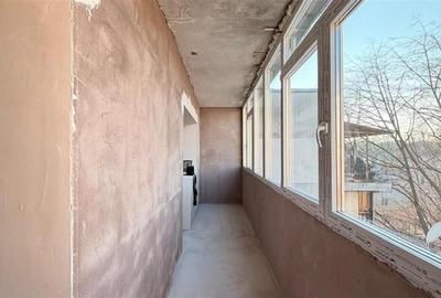 Apartament cu 3 camere decomandat în Centru Civic - 9
